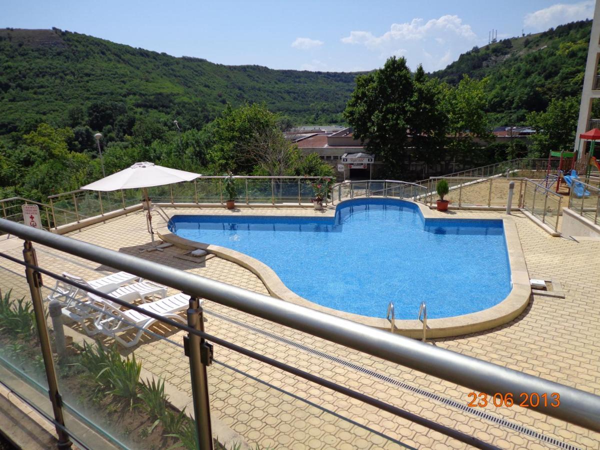 Kavarna Hills Apartments Exterior photo